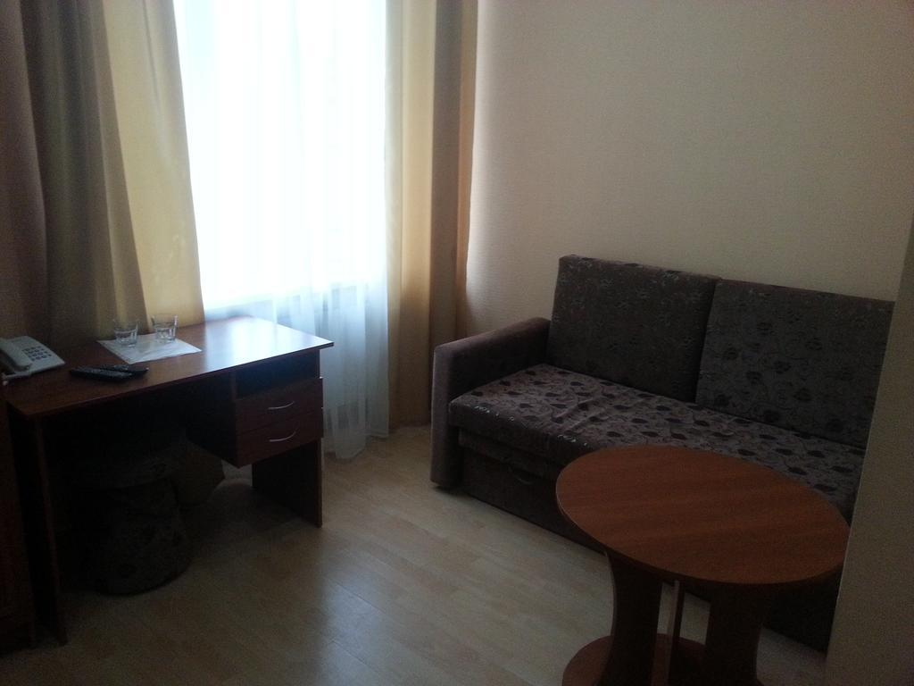 Adler Hotel Kiev Oda fotoğraf